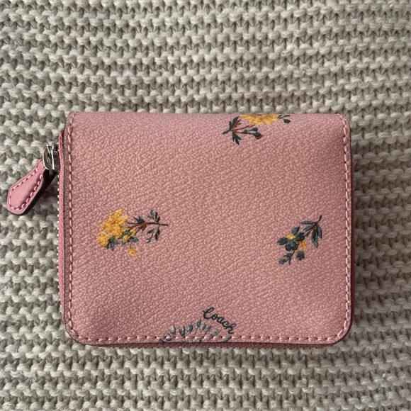 Coach wallet - Picture 2 of 5